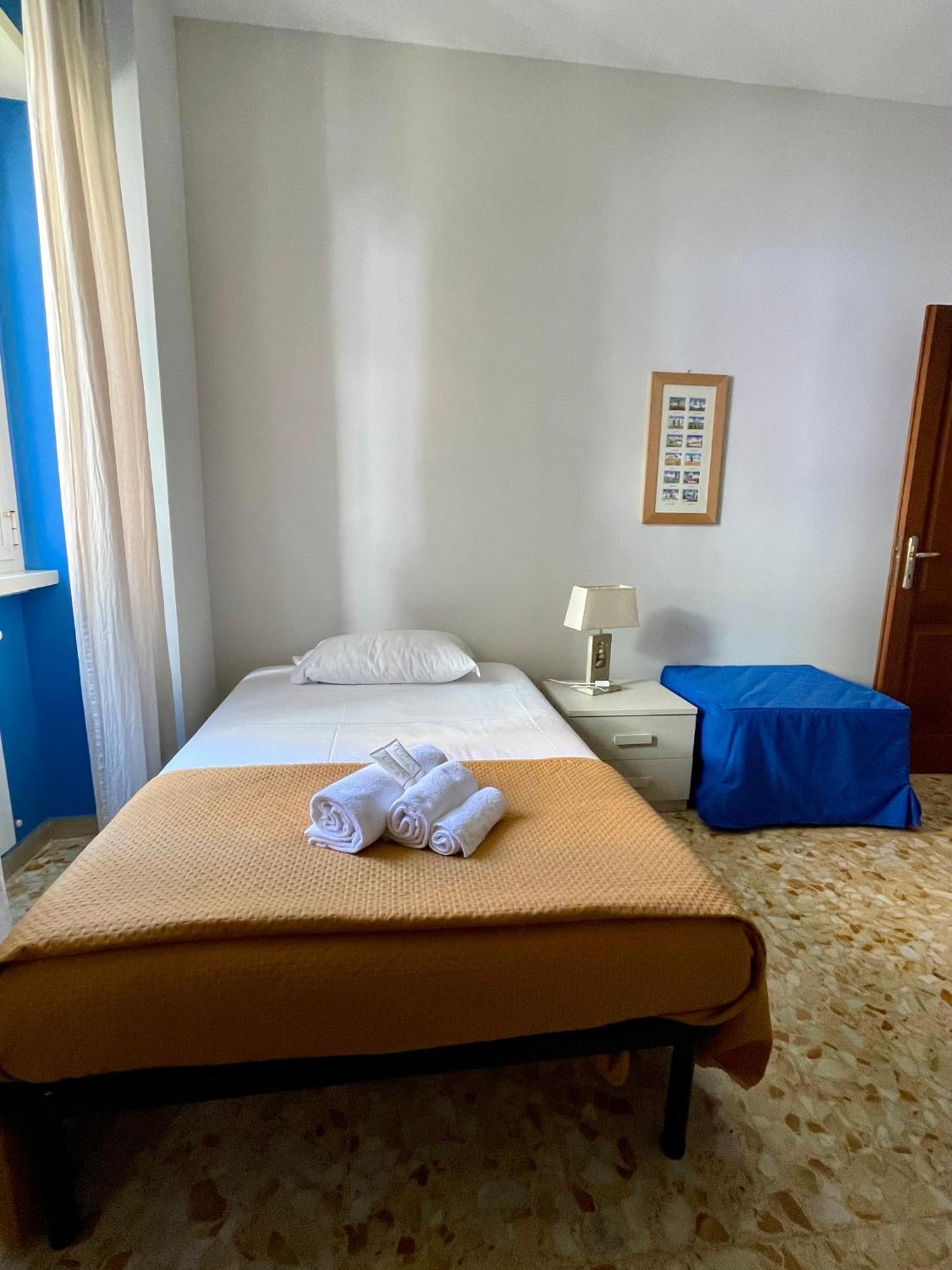 Apartmán Domus Urbani Řím Exteriér fotografie